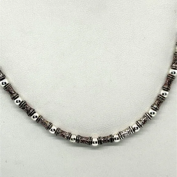 Vintage Napier Silver-Tone Beaded Necklace Textured Cylindrical Metal Beads 18" - Picture 2 of 10